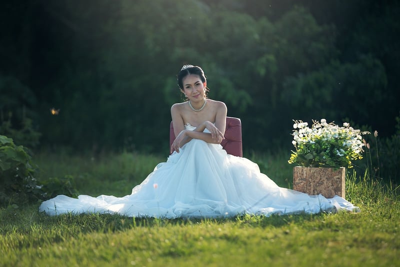 Vintage Wedding Look